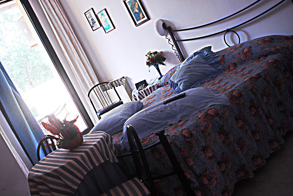 Hotel Ebe ซาน ปิเอโร อา ซิเอเว ภายนอก รูปภาพ